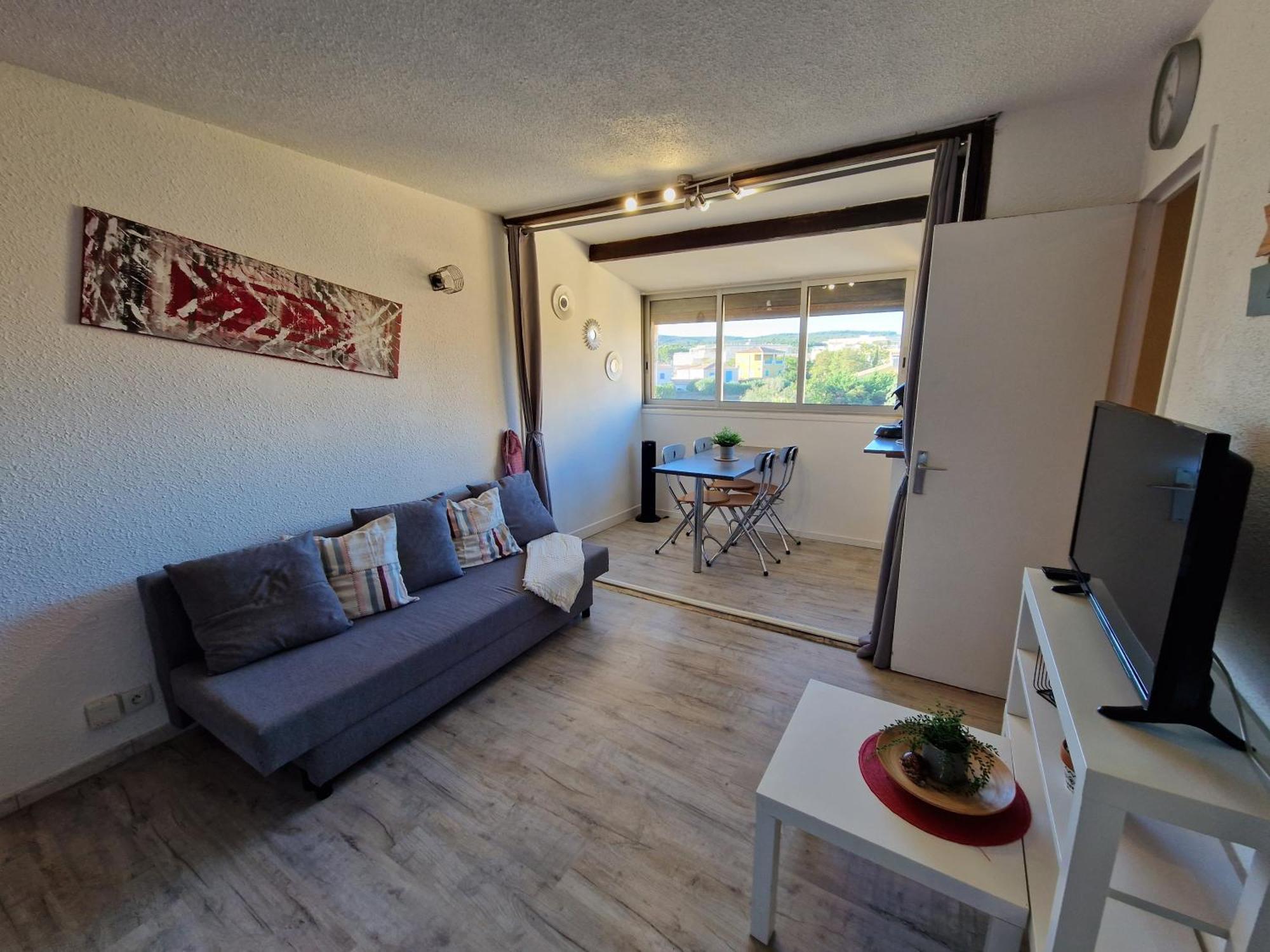 Agreable T2 A 2 Pas De La Narbonne Plage